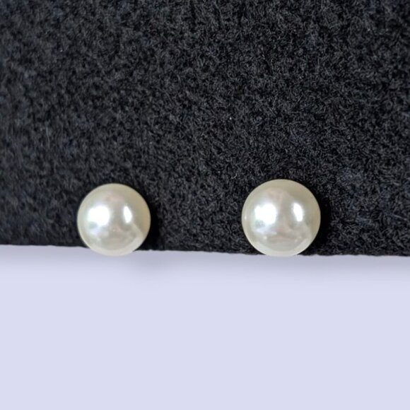 (2/$20) 8mm Faux Pearl Stud Earrings - Picture 3 of 5